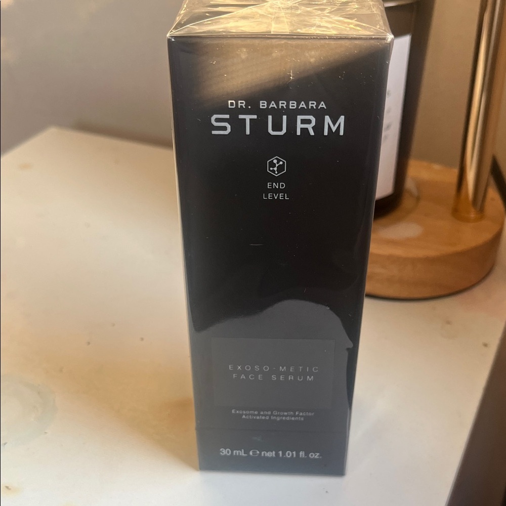 Dr. Barbara Sturm Exoso-Metic Face Serum - Sleek Black